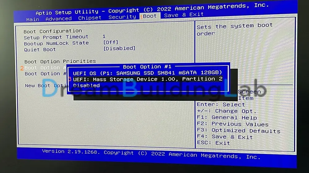 修改PE盘为第一启动项